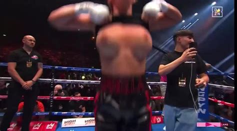 daniella hemsley flash incensored|OnlyFans star Daniella Hemsley flashes crowd celebrating boxing。